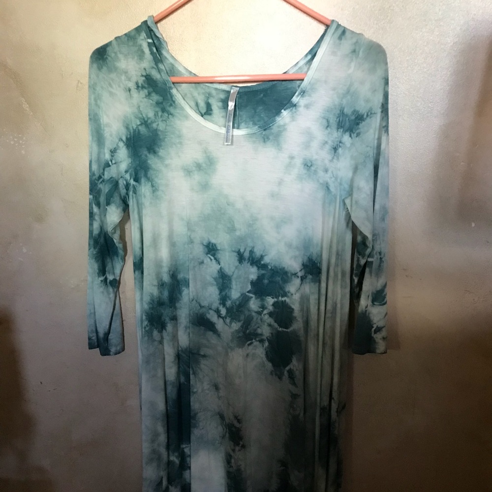 Lani three quarter sleeved rayon long t-shirt top
